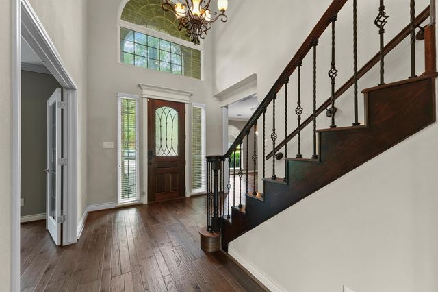 2023 Forest Garden Drive, Kingwood, TX 77345