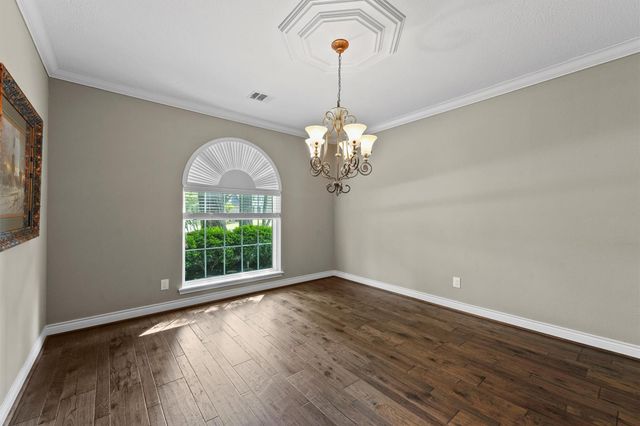 2023 Forest Garden Drive, Kingwood, TX 77345