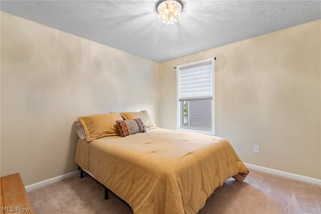 49 Garnett, Akron, OH 44321