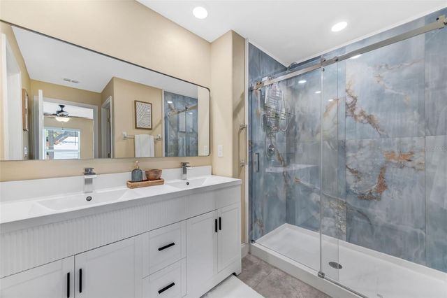 7235 SALT RIVER AVENUE, Sun City Center, FL 33573