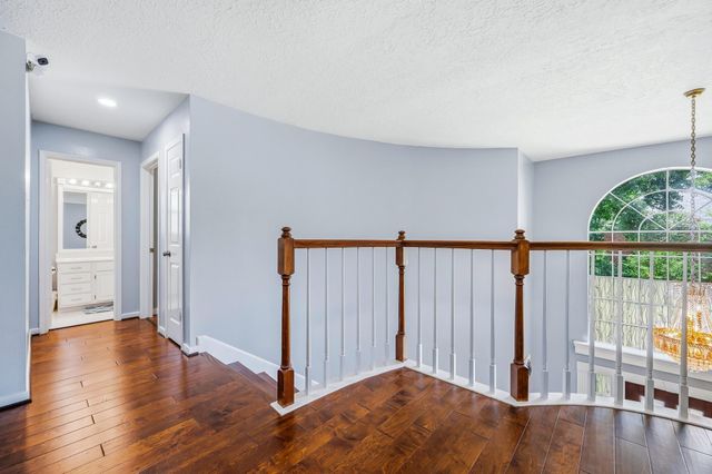 531 W North Hill Drive, Spring, TX 77388