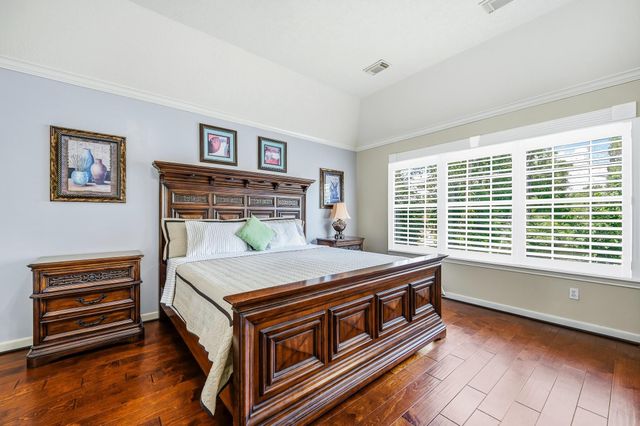 531 W North Hill Drive, Spring, TX 77388