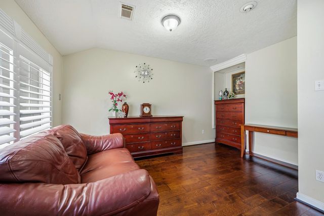 531 W North Hill Drive, Spring, TX 77388