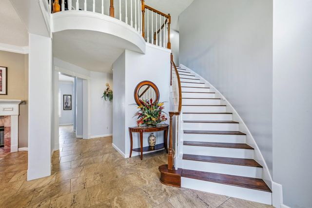 531 W North Hill Drive, Spring, TX 77388