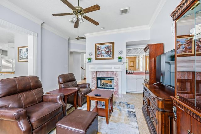 531 W North Hill Drive, Spring, TX 77388
