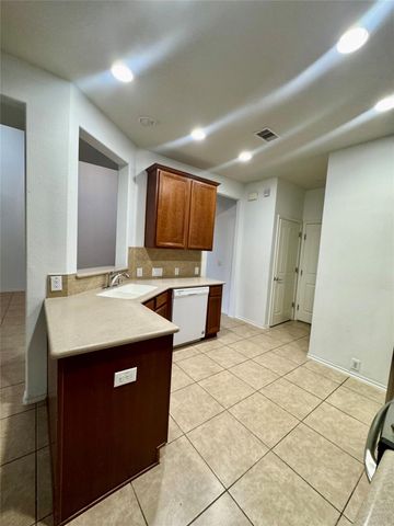 13600 Breton Ridge Street 36C, Houston, TX 77070