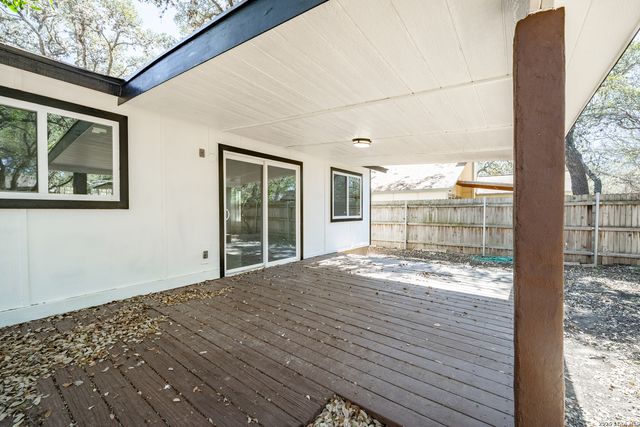 7219 Webbwood, San Antonio, TX 78250