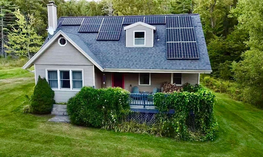 1580 Old Pump Road, Essex Junction, VT 05452