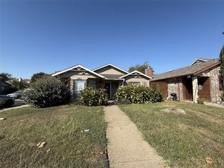 1703 Leroy Road, Dallas, TX 75217