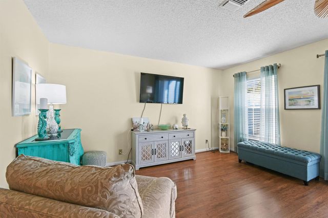1216 Ocean Dunes Circle, Jupiter, FL 33477