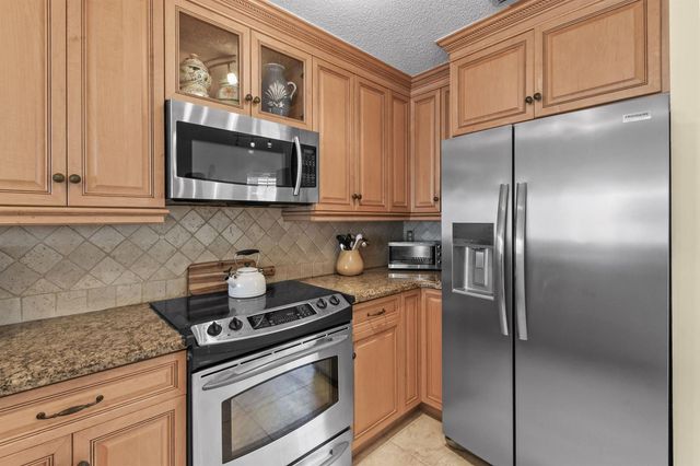 1216 Ocean Dunes Circle, Jupiter, FL 33477