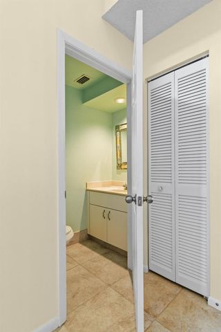 1216 Ocean Dunes Circle, Jupiter, FL 33477