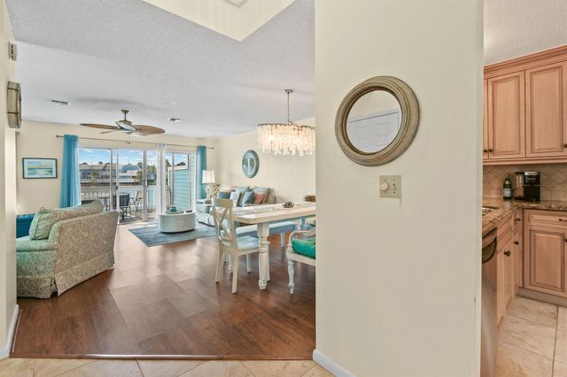1216 Ocean Dunes Circle, Jupiter, FL 33477