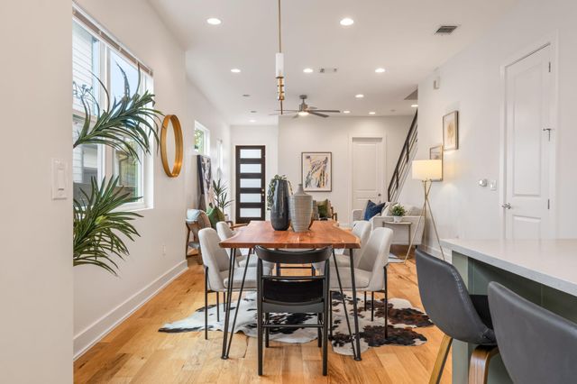 1301 Cometa ST A, Austin, TX 78721