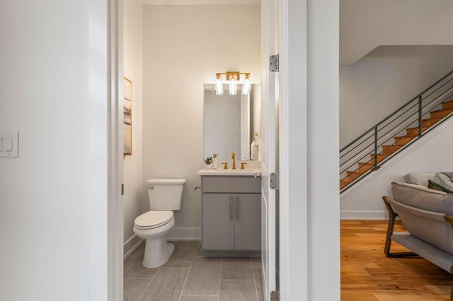 1301 Cometa ST A, Austin, TX 78721