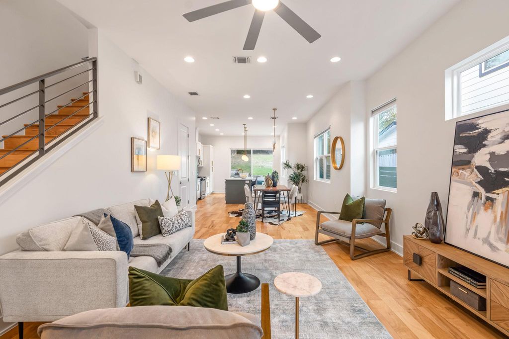 1301 Cometa ST A, Austin, TX 78721