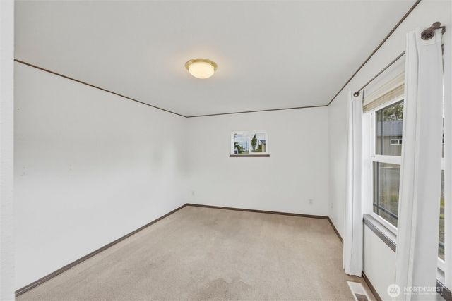 902 Nooksack Avenue, Nooksack, WA 98276