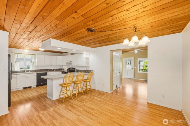 902 Nooksack Avenue, Nooksack, WA 98276