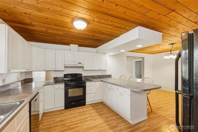 902 Nooksack Avenue, Nooksack, WA 98276