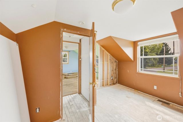 902 Nooksack Avenue, Nooksack, WA 98276