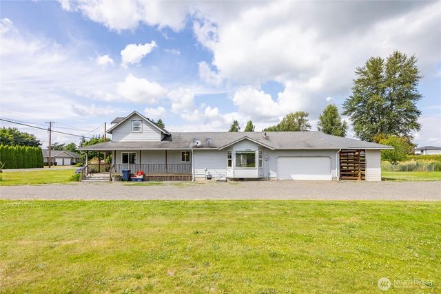 902 Nooksack Avenue, Nooksack, WA 98276