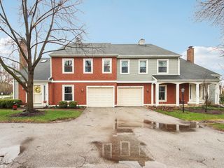 149 S Stonington Drive 341, Palatine, IL 60074