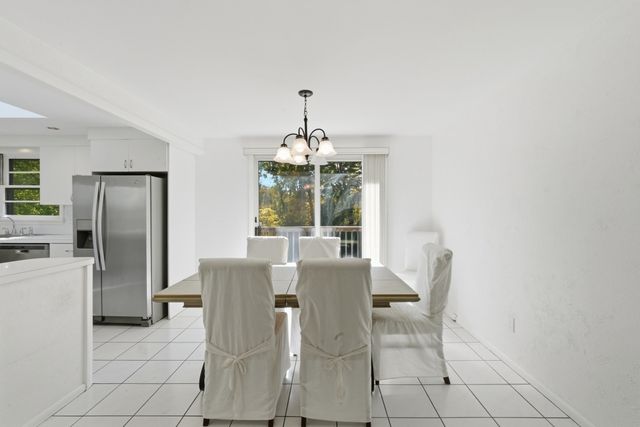 4 Angelica Dr., Framingham, MA 01701