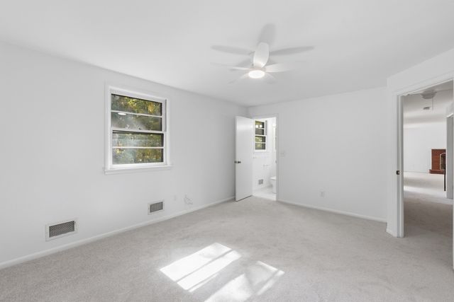 4 Angelica Dr., Framingham, MA 01701
