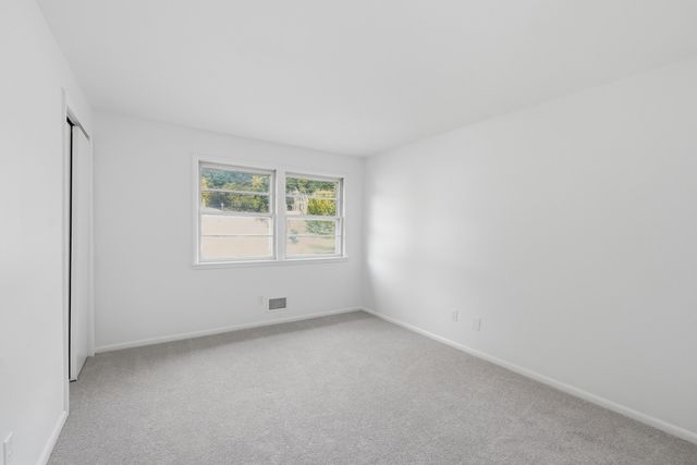 4 Angelica Dr., Framingham, MA 01701