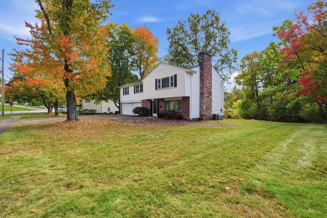 4 Angelica Dr., Framingham, MA 01701