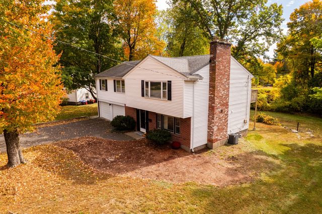 4 Angelica Dr., Framingham, MA 01701