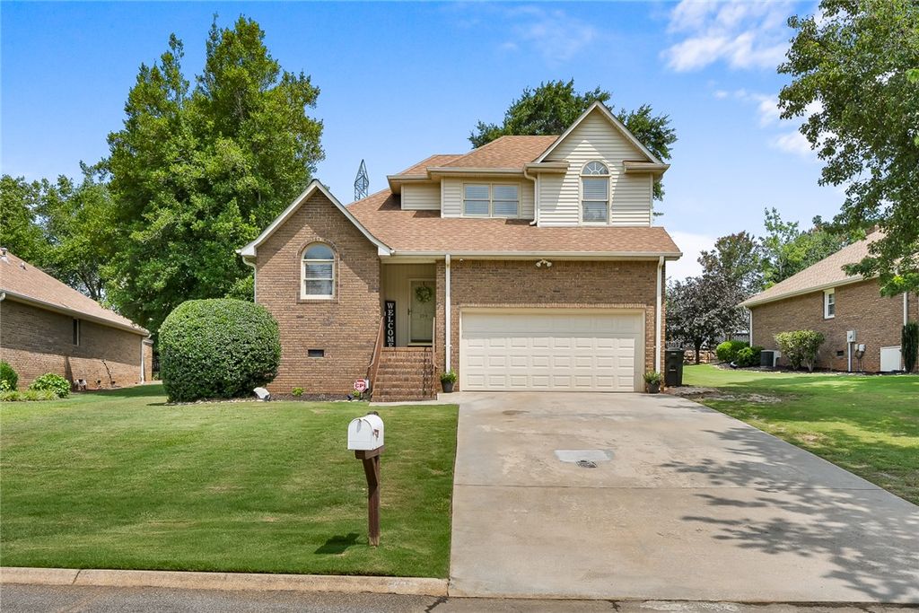 109 Prestwick Court, Easley, SC 29642