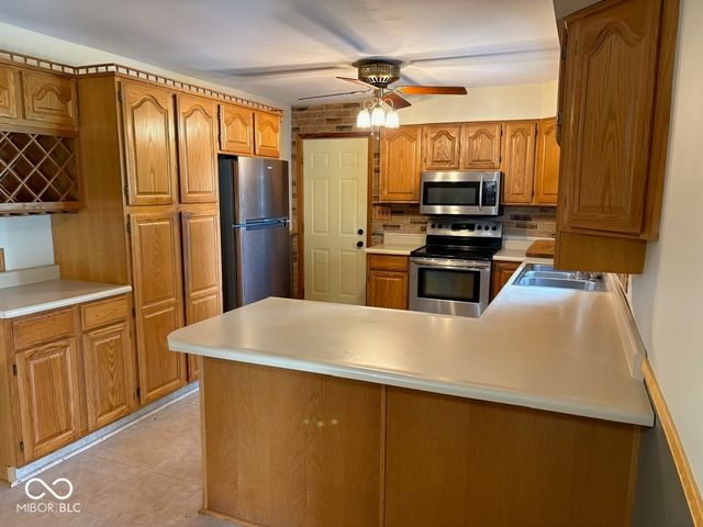 385 S Baltimore Road, Monrovia, IN 46157