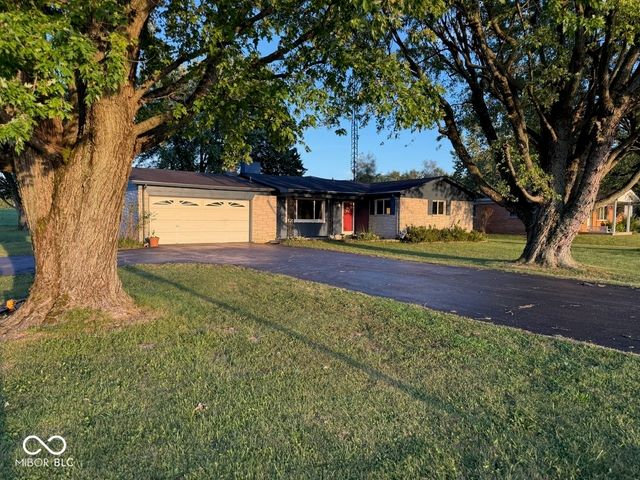 385 S Baltimore Road, Monrovia, IN 46157