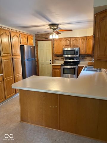 385 S Baltimore Road, Monrovia, IN 46157
