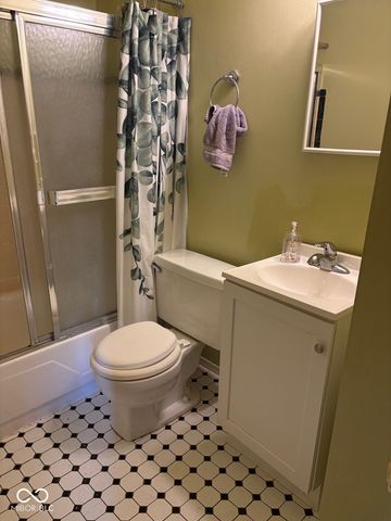 385 S Baltimore Road, Monrovia, IN 46157
