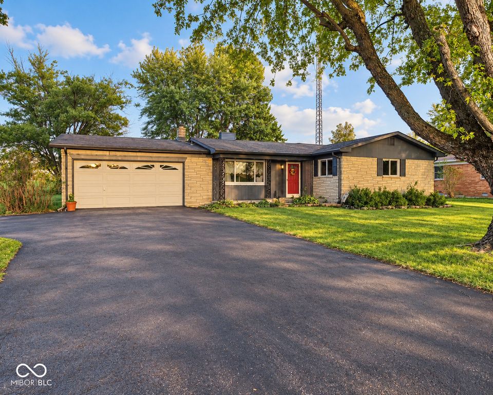 385 S Baltimore Road, Monrovia, IN 46157