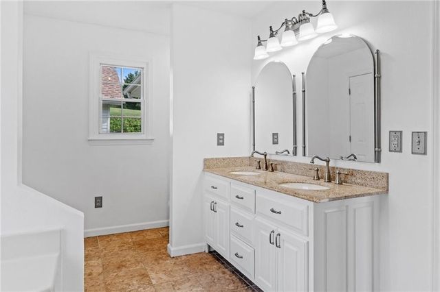 206 Piney Woods Drive, Ellijay, GA 30536