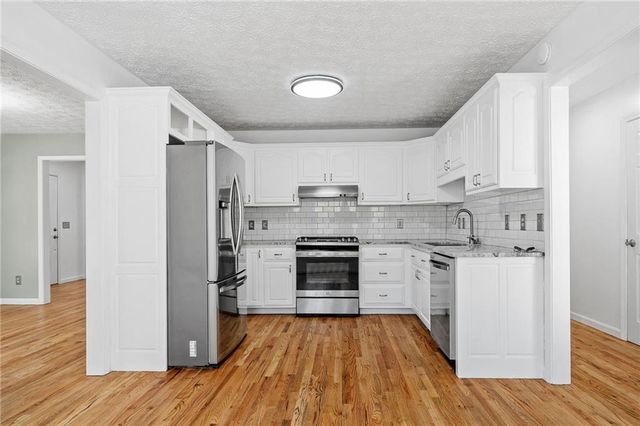 206 Piney Woods Drive, Ellijay, GA 30536