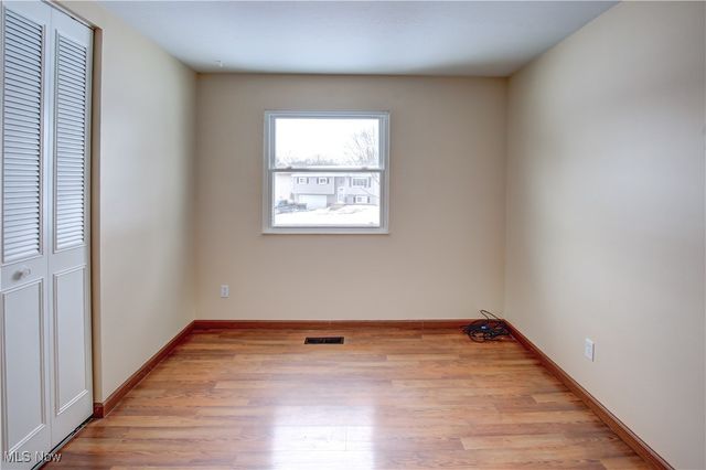 3258 Van Buren Drive, Brunswick, OH 44212