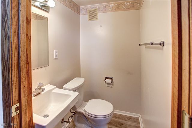 3258 Van Buren Drive, Brunswick, OH 44212