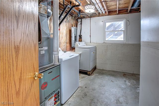 3258 Van Buren Drive, Brunswick, OH 44212