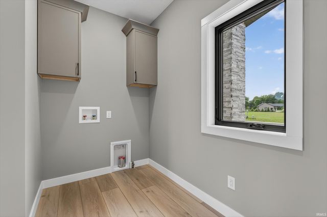 53284 Winfield Court, Bristol, IN 46507