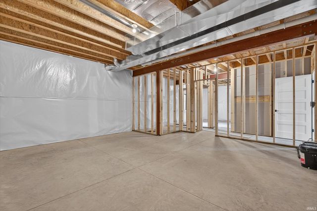 53284 Winfield Court, Bristol, IN 46507