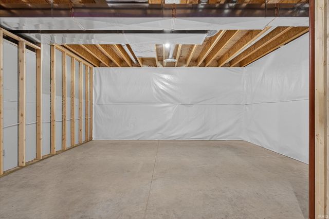 53284 Winfield Court, Bristol, IN 46507