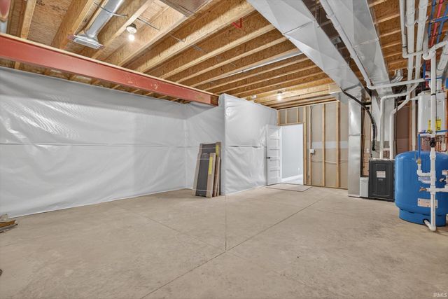 53284 Winfield Court, Bristol, IN 46507