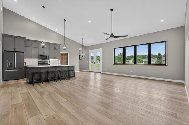 53284 Winfield Court, Bristol, IN 46507