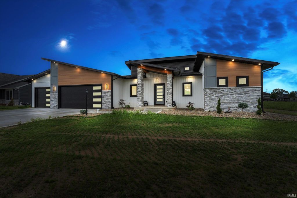 53284 Winfield Court, Bristol, IN 46507