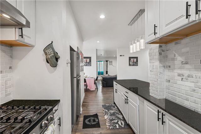 114 Amanda Ave, Mt Oliver, PA 15210