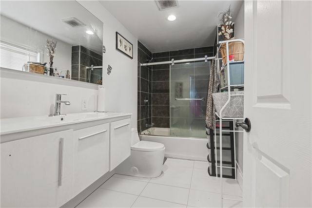 114 Amanda Ave, Mt Oliver, PA 15210